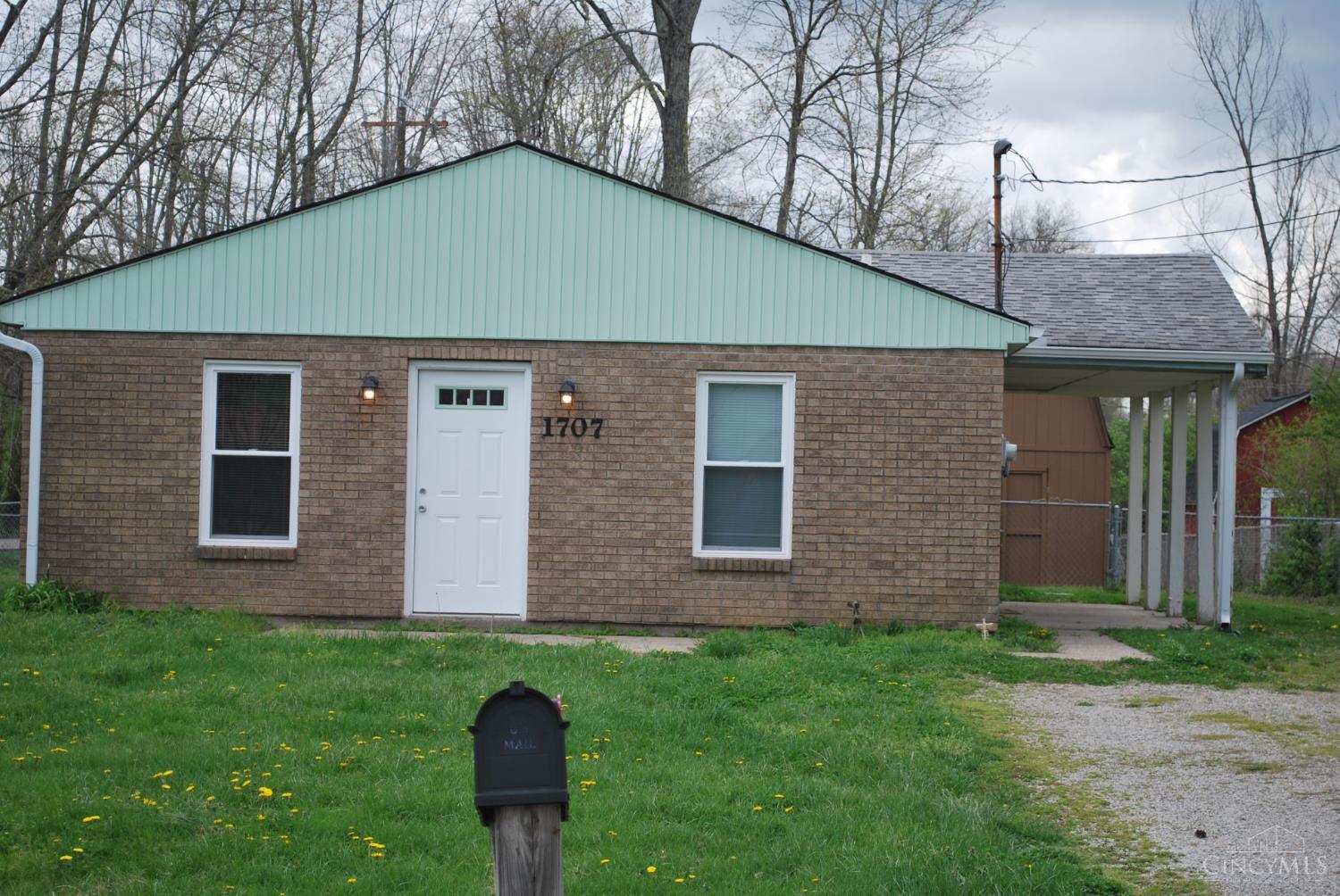 1707 Parker Road Property Photo 2