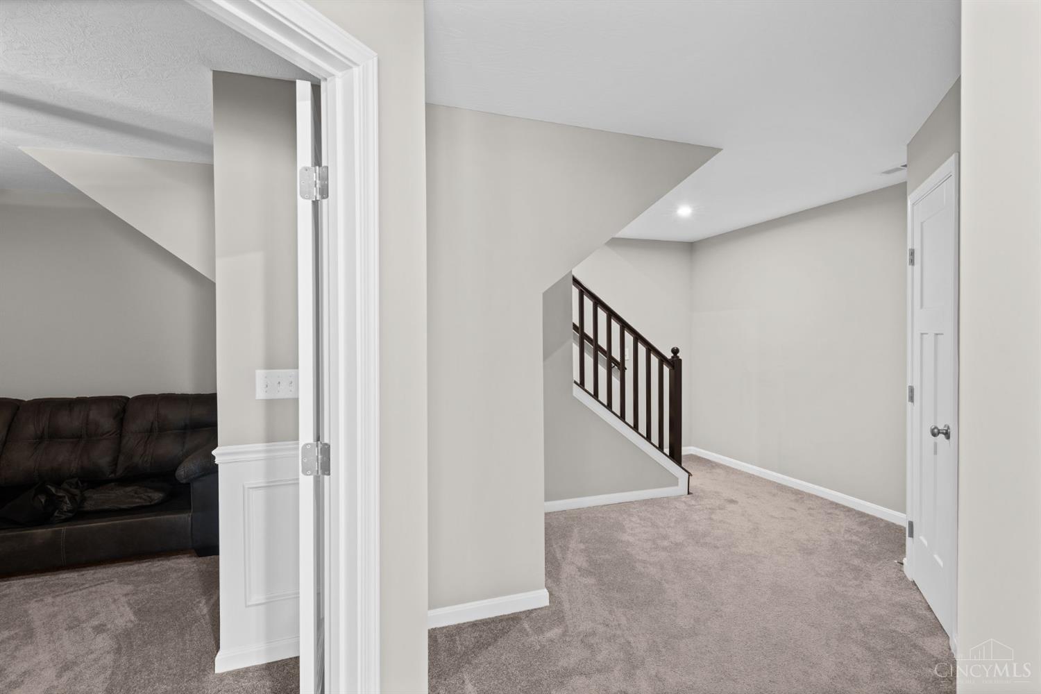 693 Tradition Ridge Property Photo 9