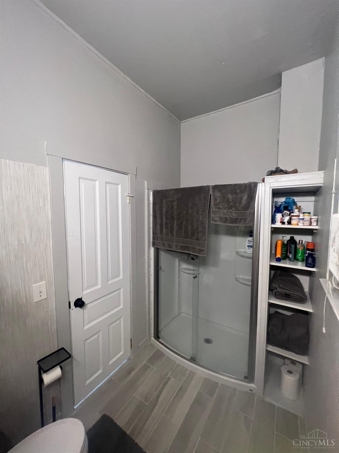 2901 Marshall Avenue Property Photo 5