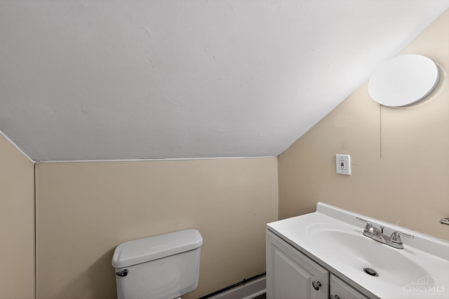 2290 Deblin Drive Property Photo 15