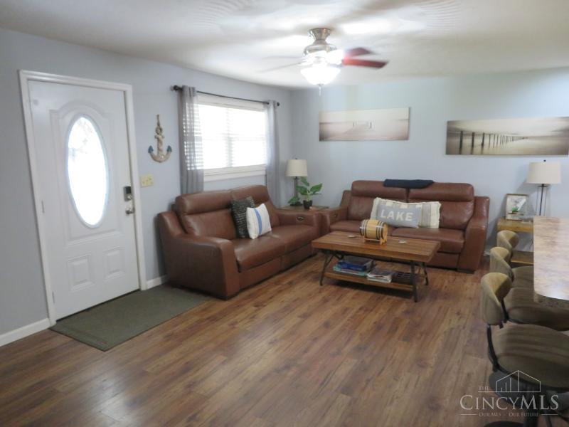 6942 Mountain View Drive Property Photo 16