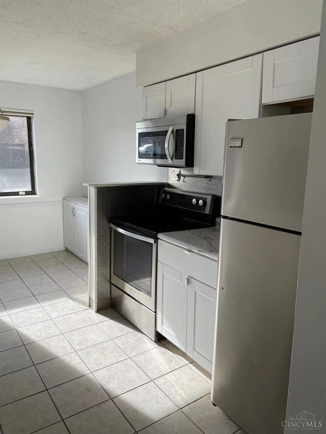 3920 Mack Road Property Photo 3