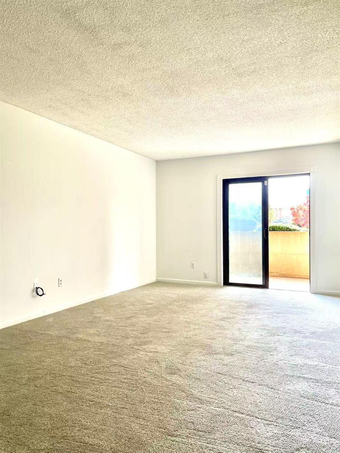 3920 Mack Road Property Photo 7