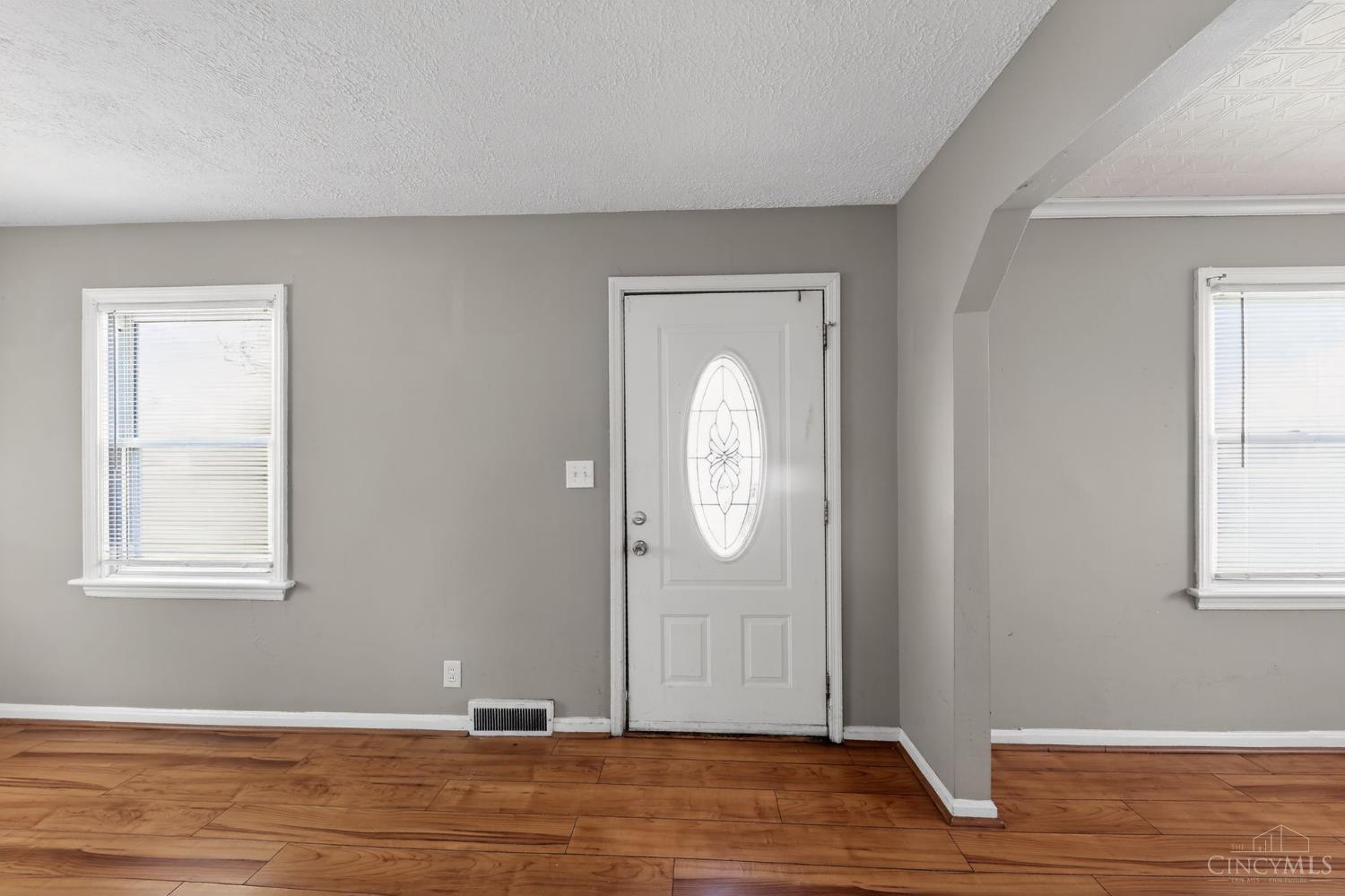 1893 Ashbrook Drive Property Photo 9