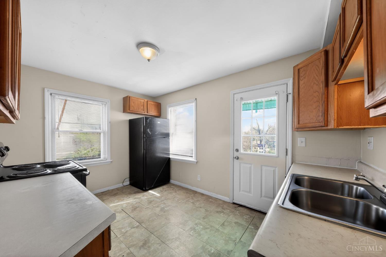 1893 Ashbrook Drive Property Photo 17