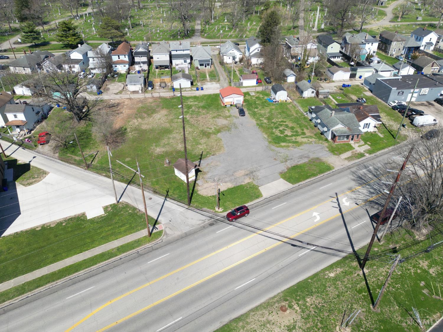N 405 Erie Boulevard Property Photo 2
