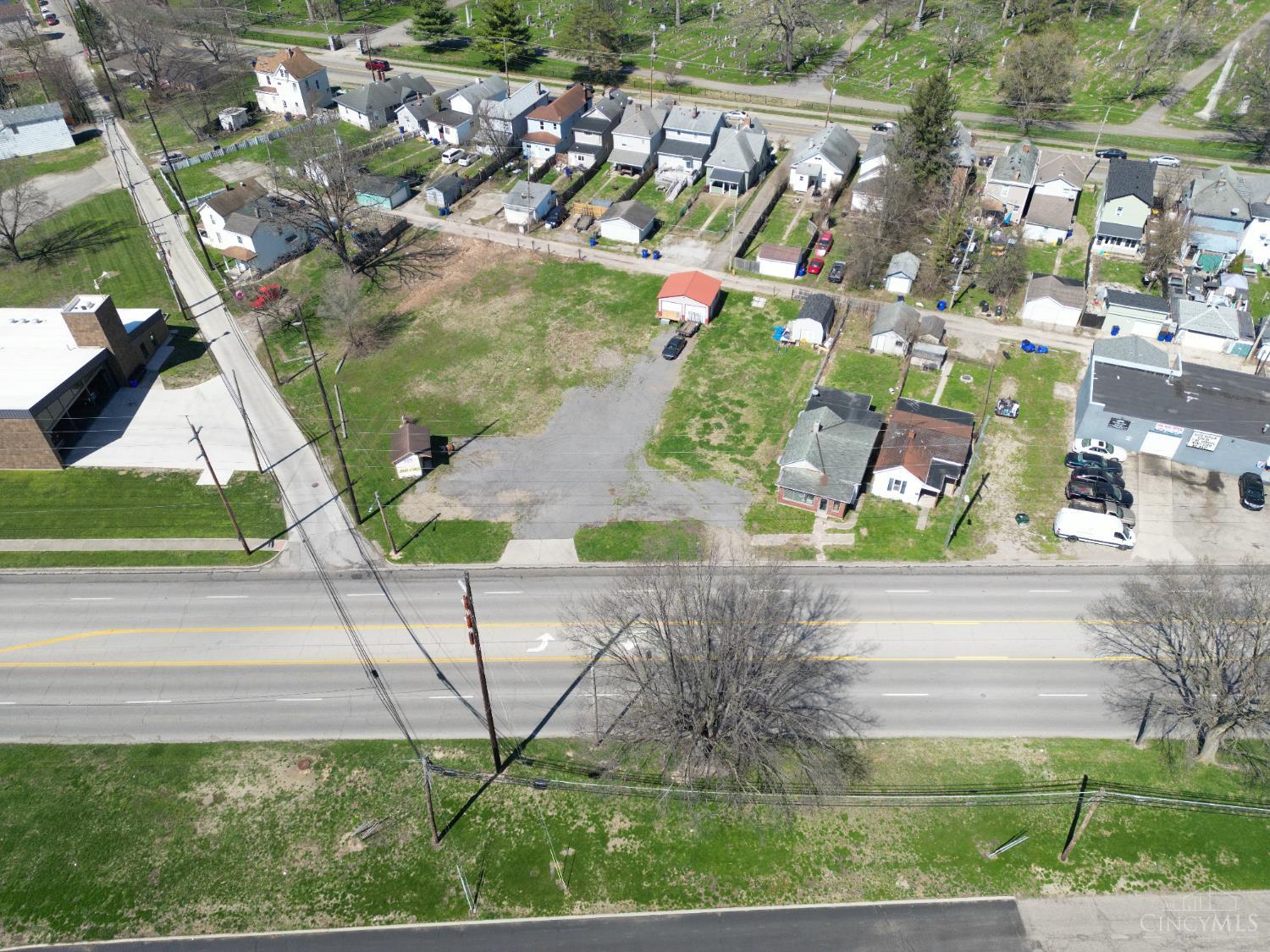 N 405 Erie Boulevard Property Photo 4