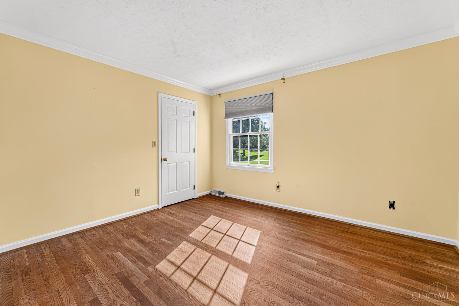 535 Rollingrock Lane Property Photo 34