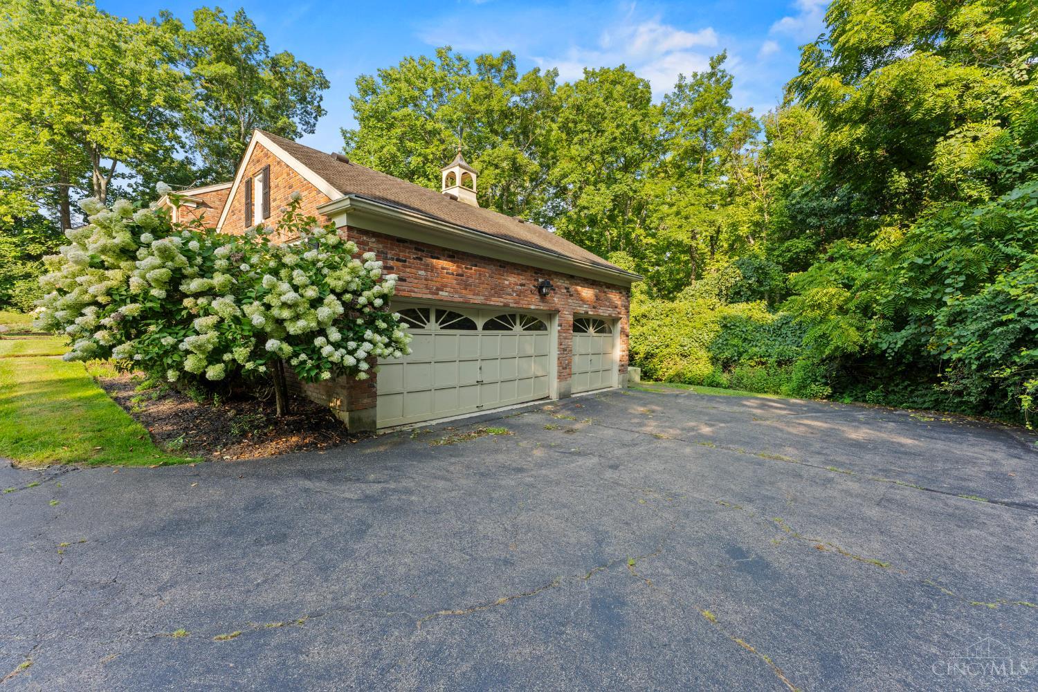 535 Rollingrock Lane Property Photo 56