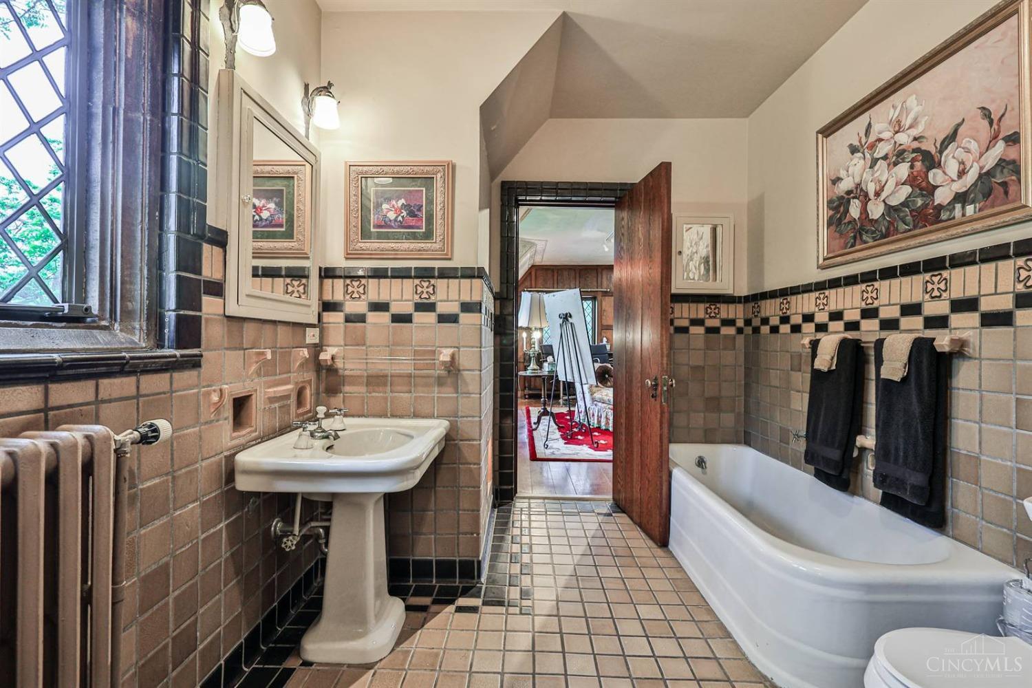 2366 Kipling Avenue Property Photo 29