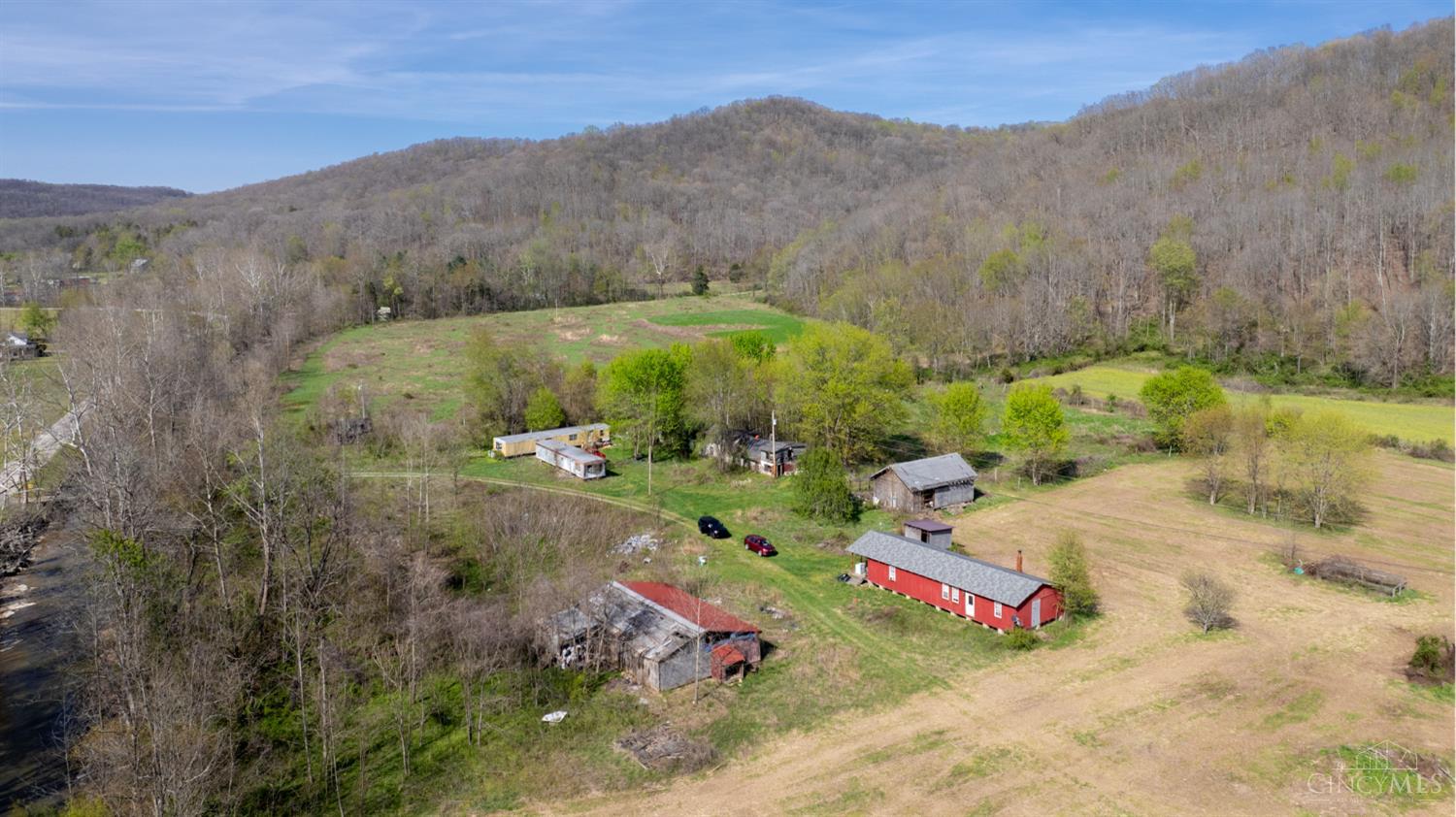5946 Churn Creek Road Property Photo 1
