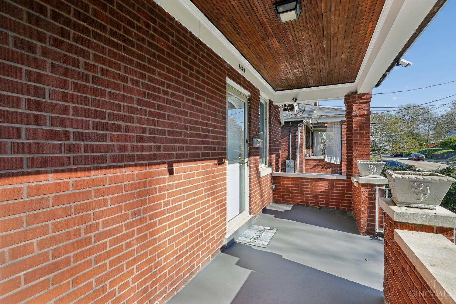 3439 Mcfadden Avenue Property Photo 3