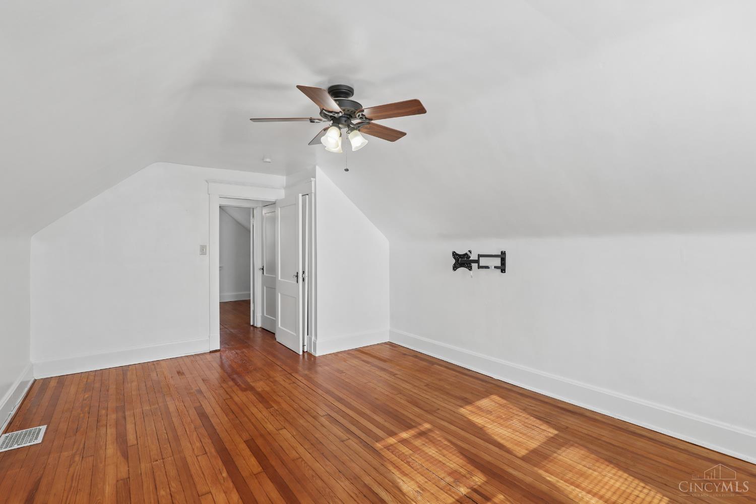 3439 Mcfadden Avenue Property Photo 25