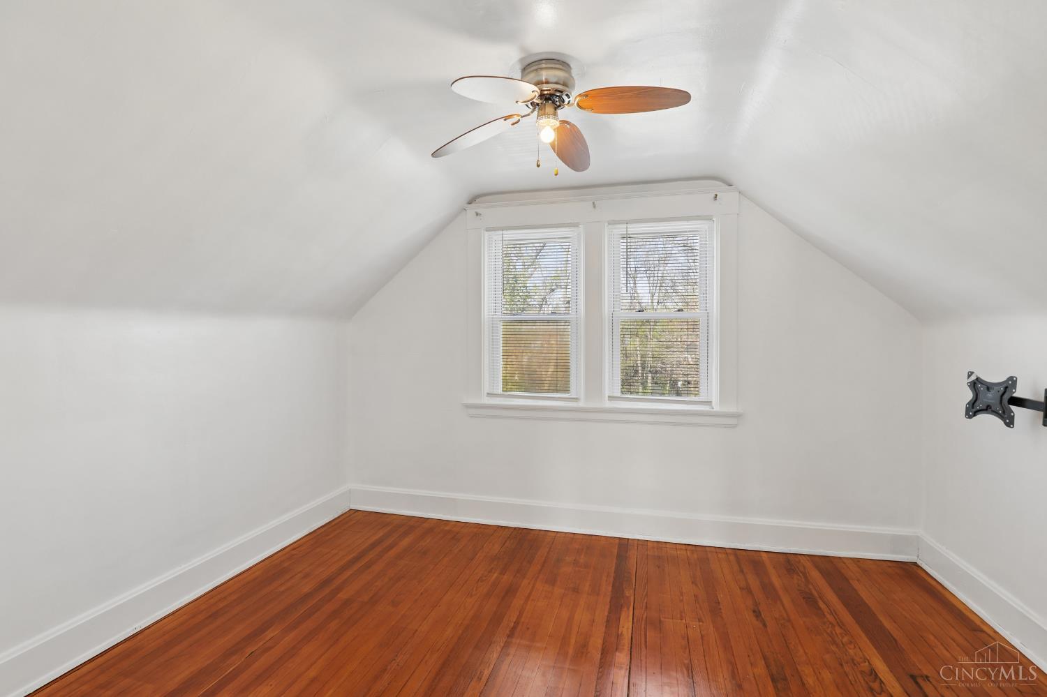 3439 Mcfadden Avenue Property Photo 27