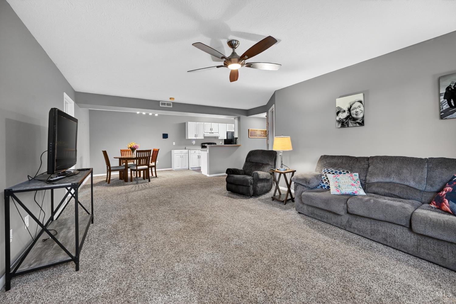 4281 Defender Drive Property Photo 5