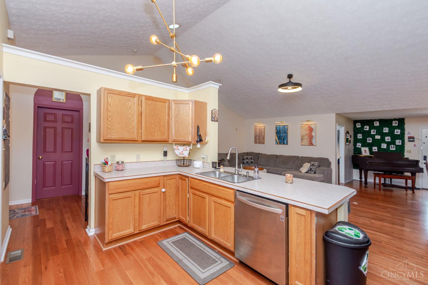 436 Jodee Drive Property Photo 13