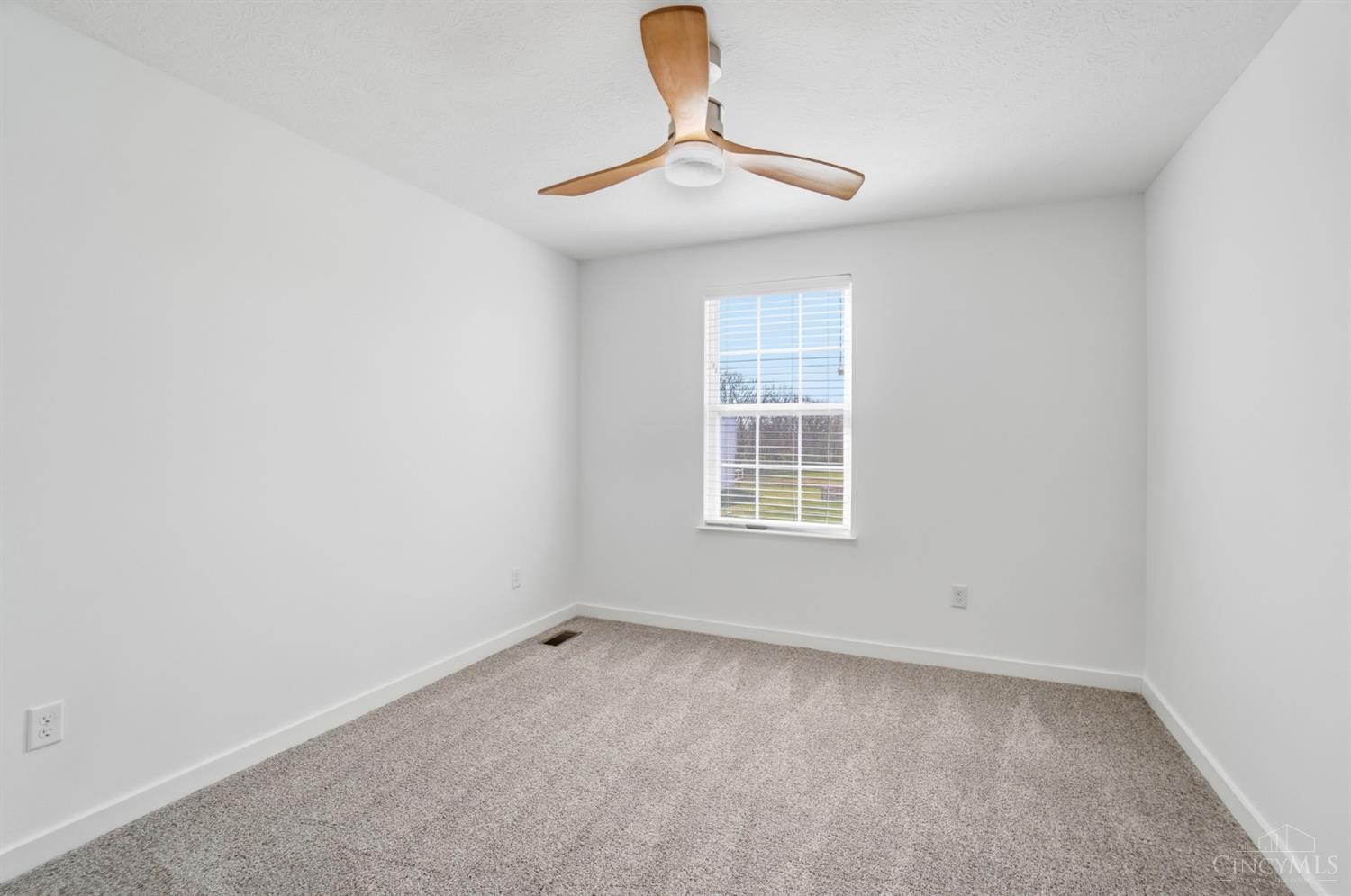 3008 Doe Drive Property Photo 32