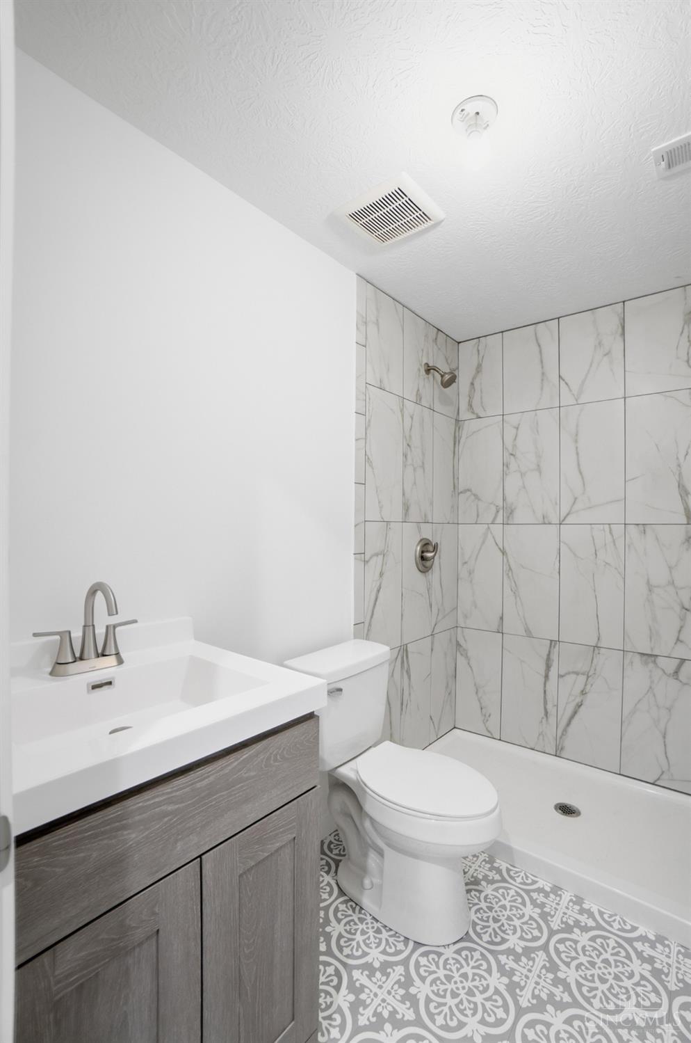 3008 Doe Drive Property Photo 45