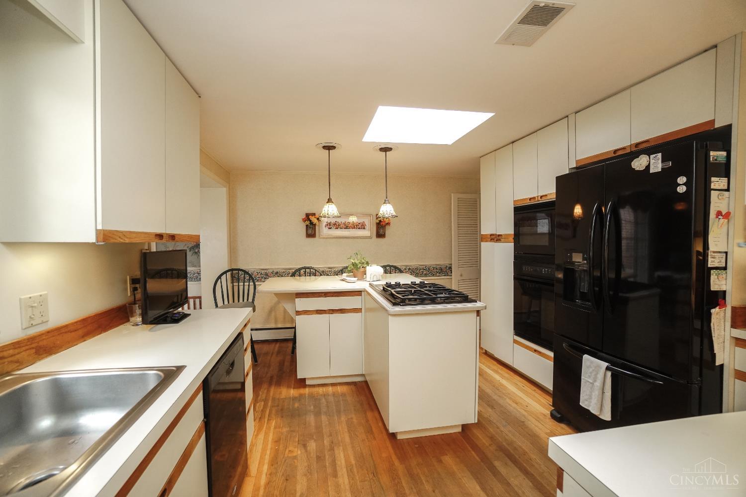 3616 Cooper Road Property Photo 8
