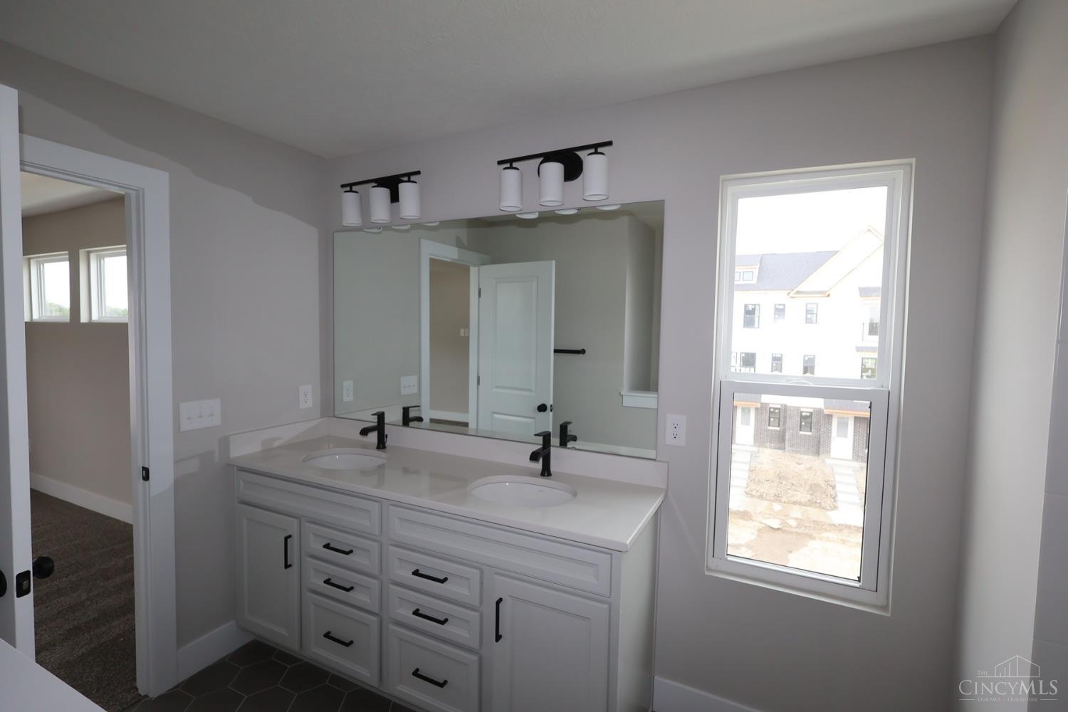 6160 Nicholas Way Property Photo 12