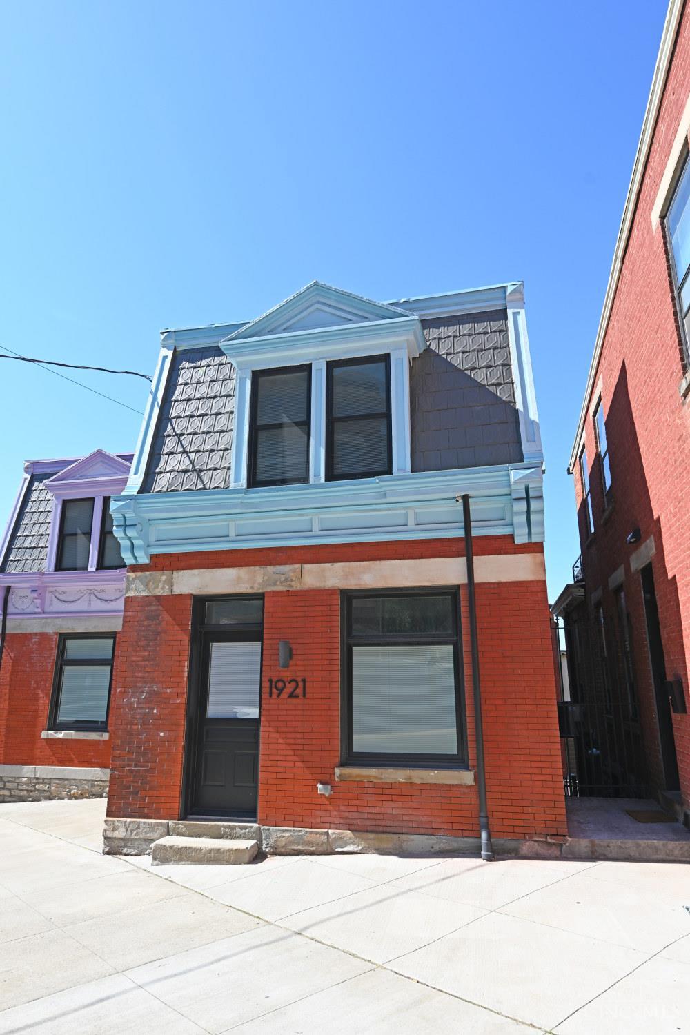 1921 Vine Street Property Photo 2