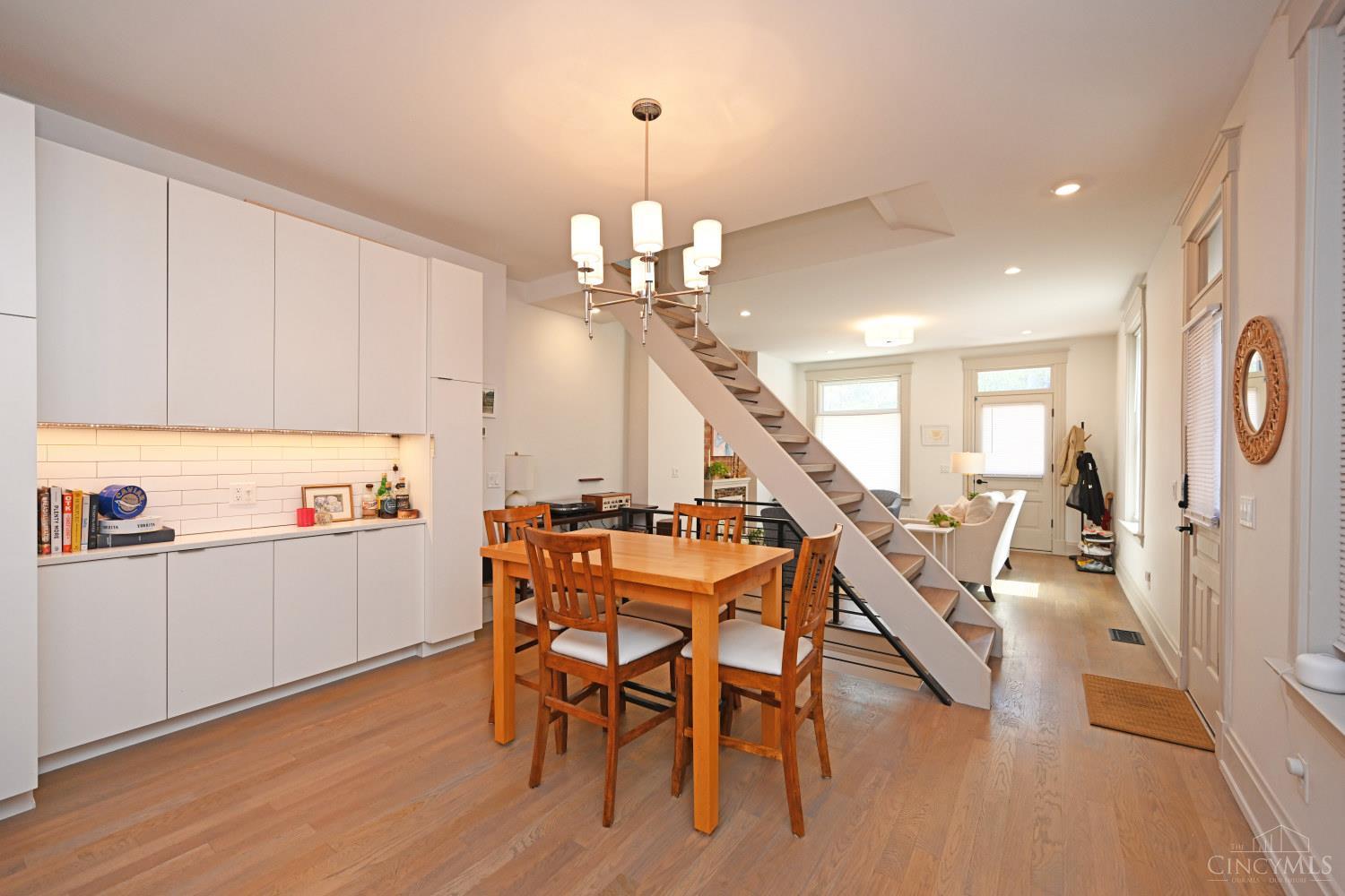 1921 Vine Street Property Photo 9