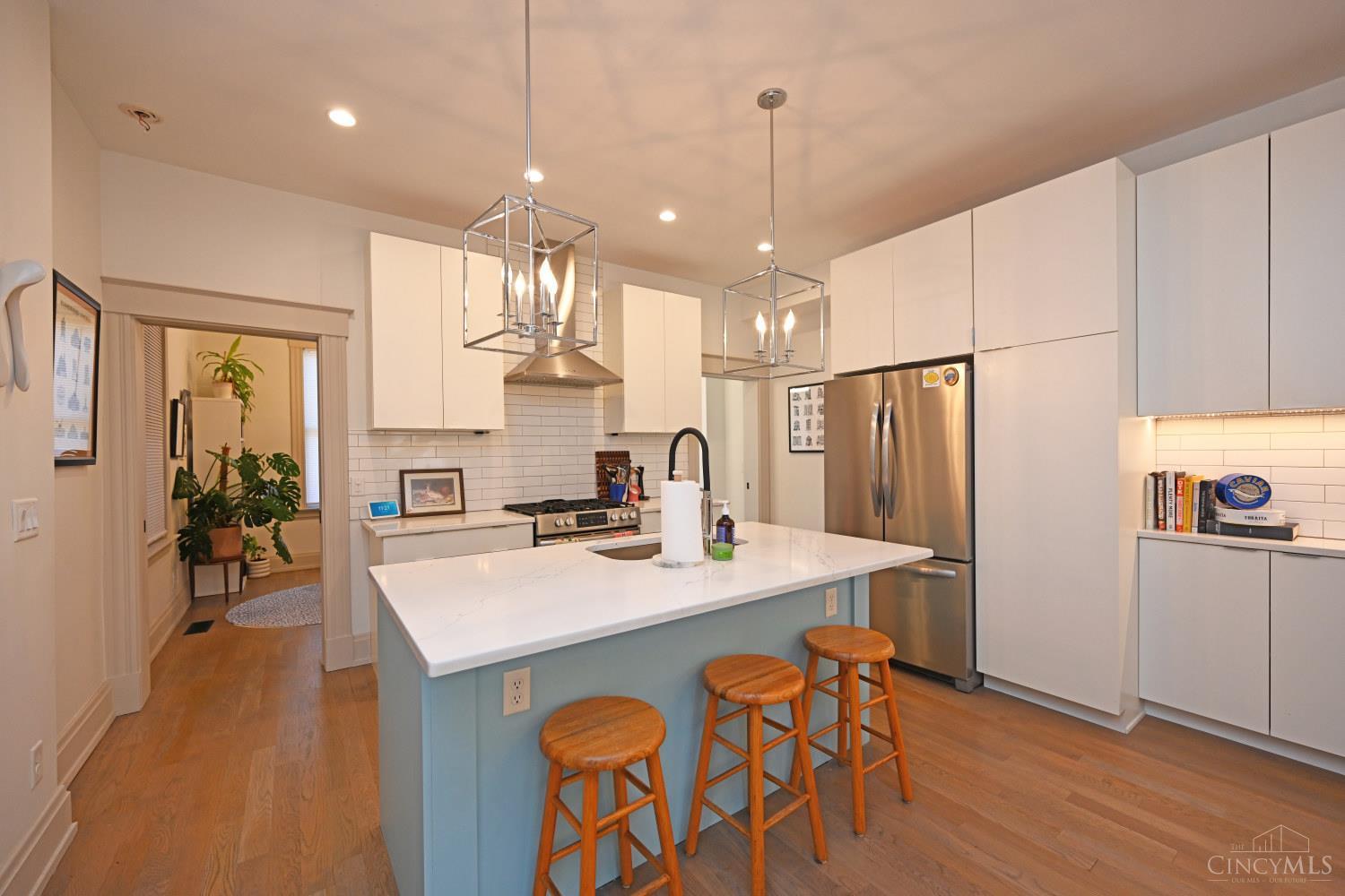 1921 Vine Street Property Photo 11