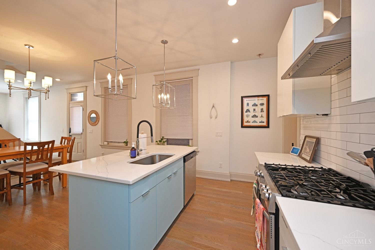 1921 Vine Street Property Photo 15