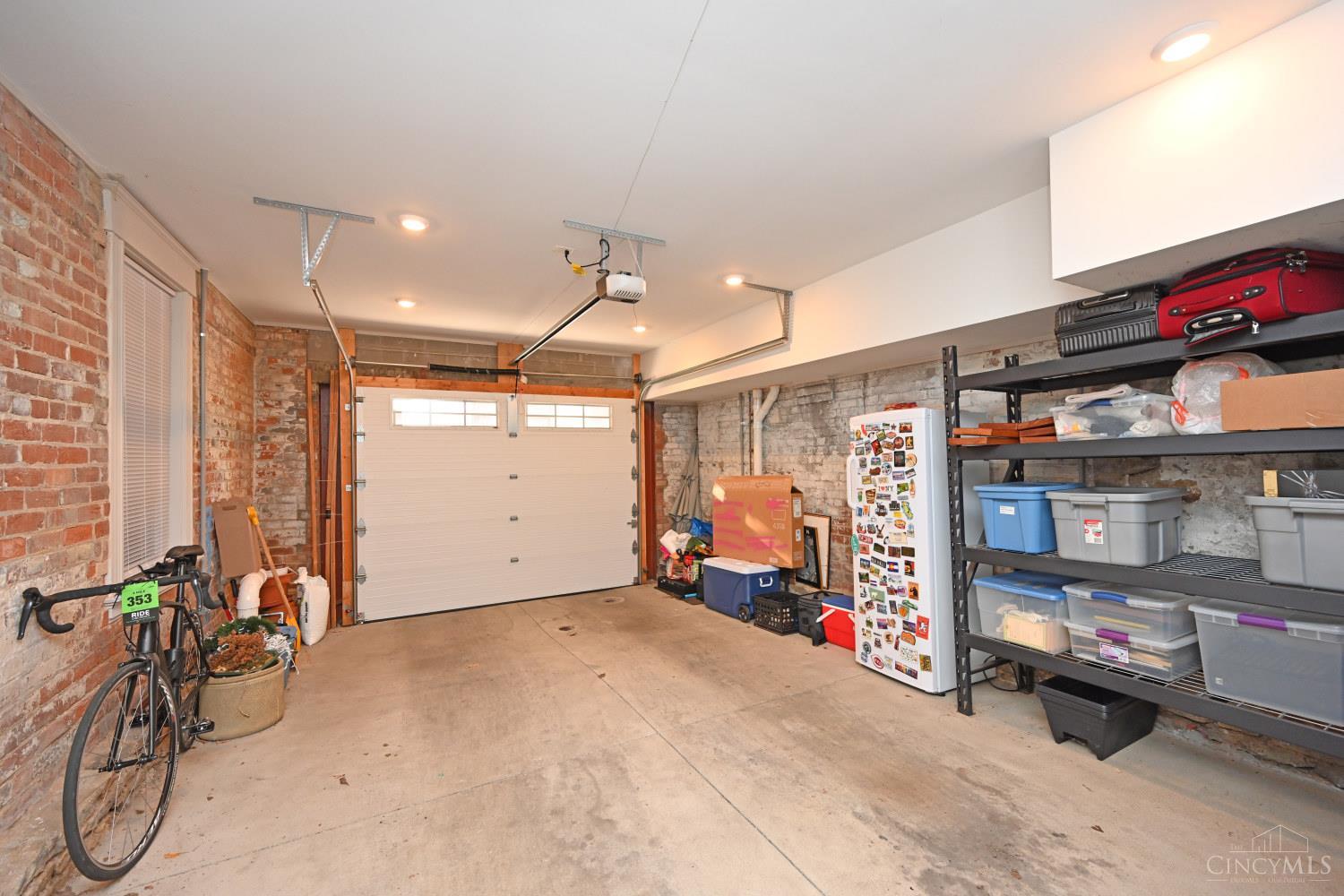 1921 Vine Street Property Photo 34