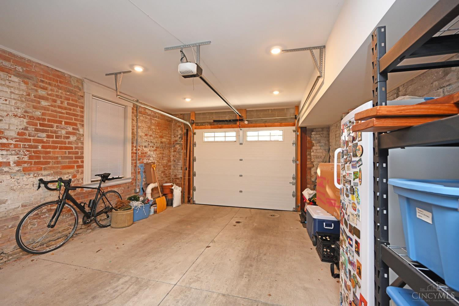 1921 Vine Street Property Photo 35