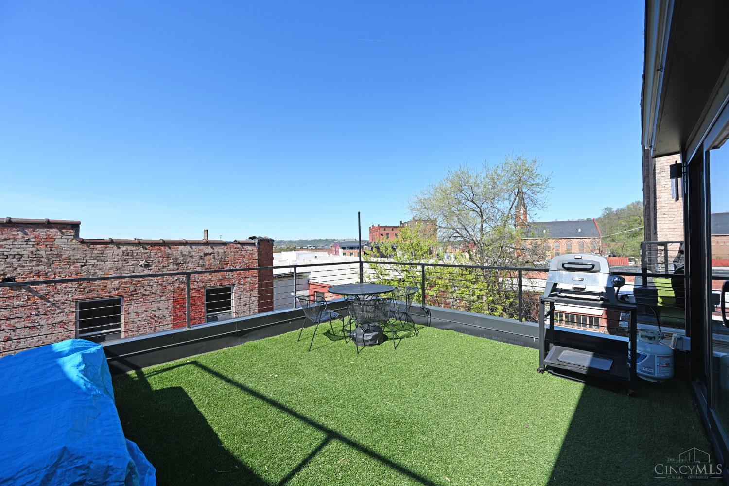 1921 Vine Street Property Photo 38
