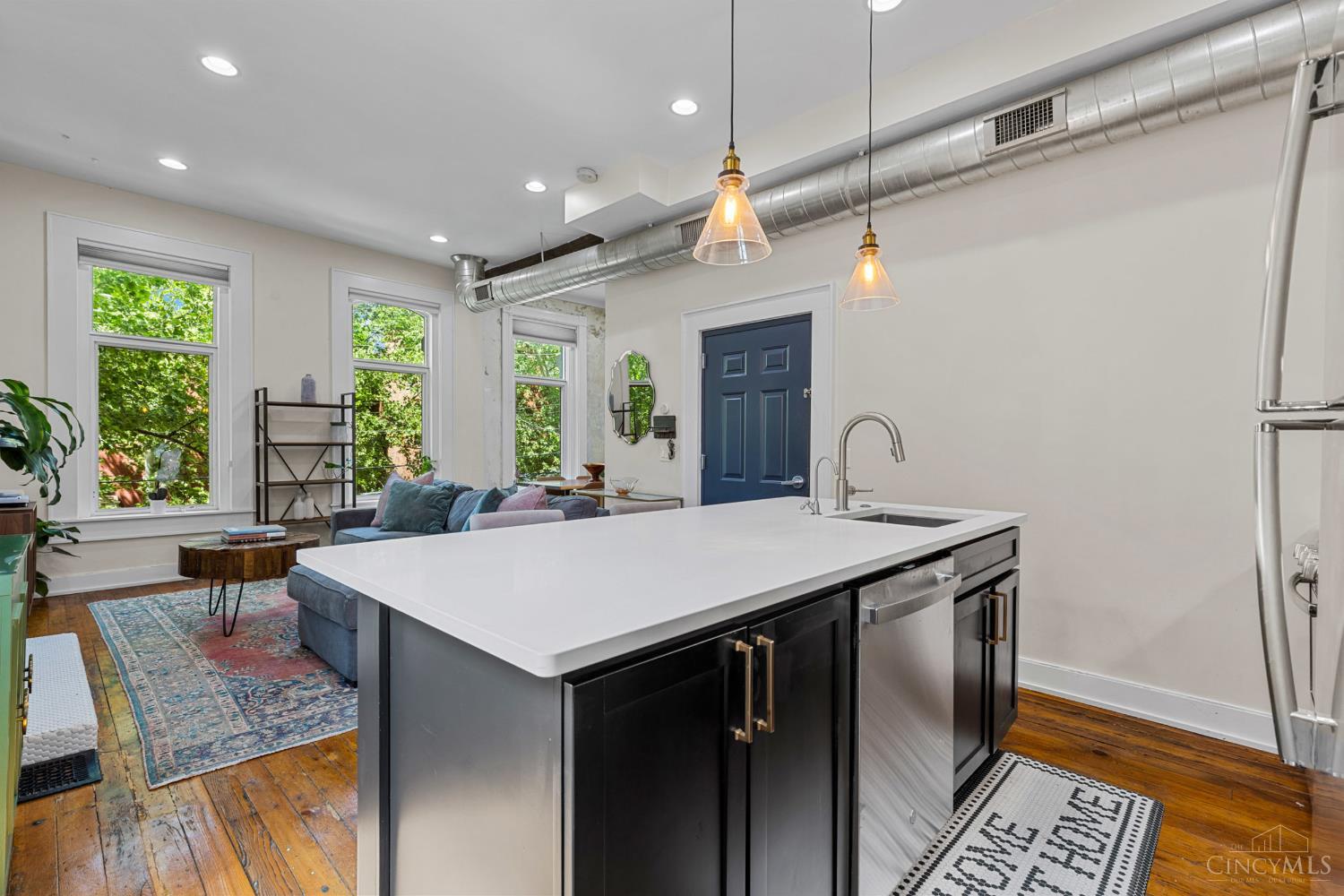 433 Clark Street Property Photo 7