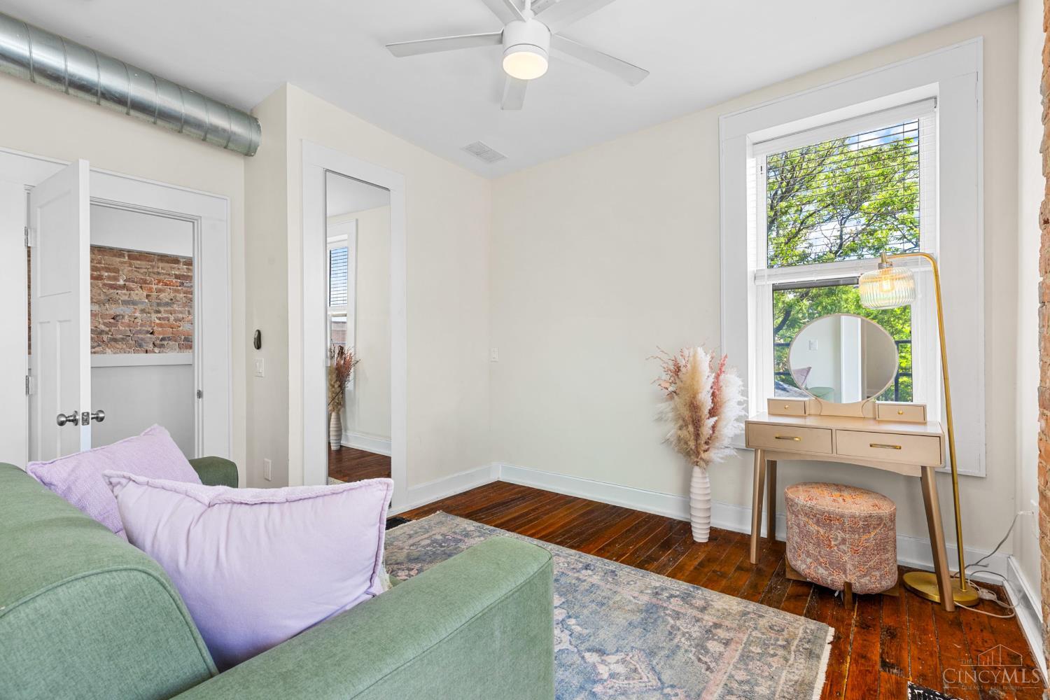 433 Clark Street Property Photo 30