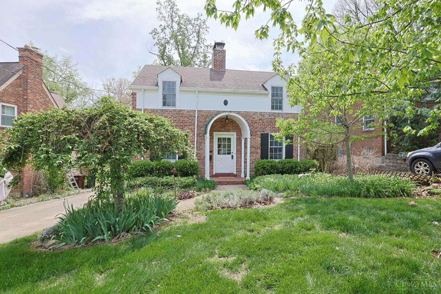67 Forest Avenue Property Photo 1
