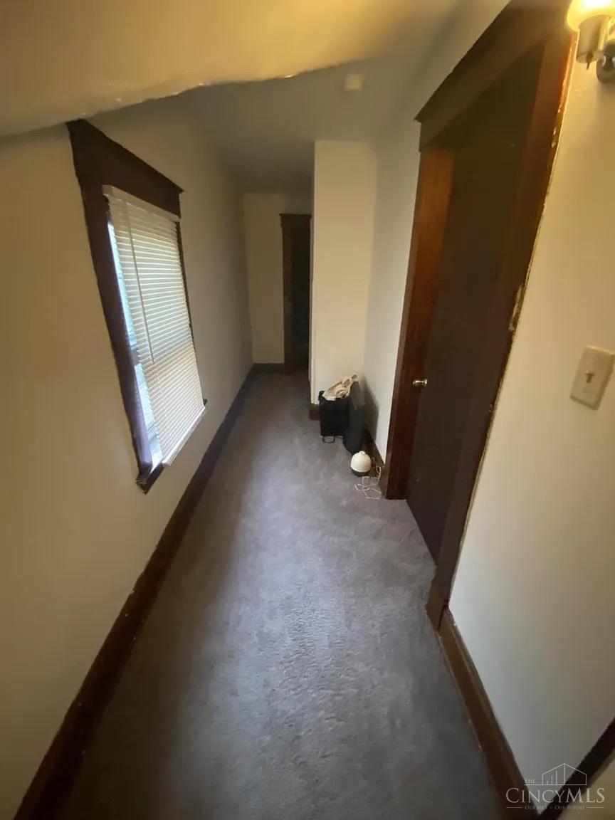 727 Riddle Road Property Photo 11