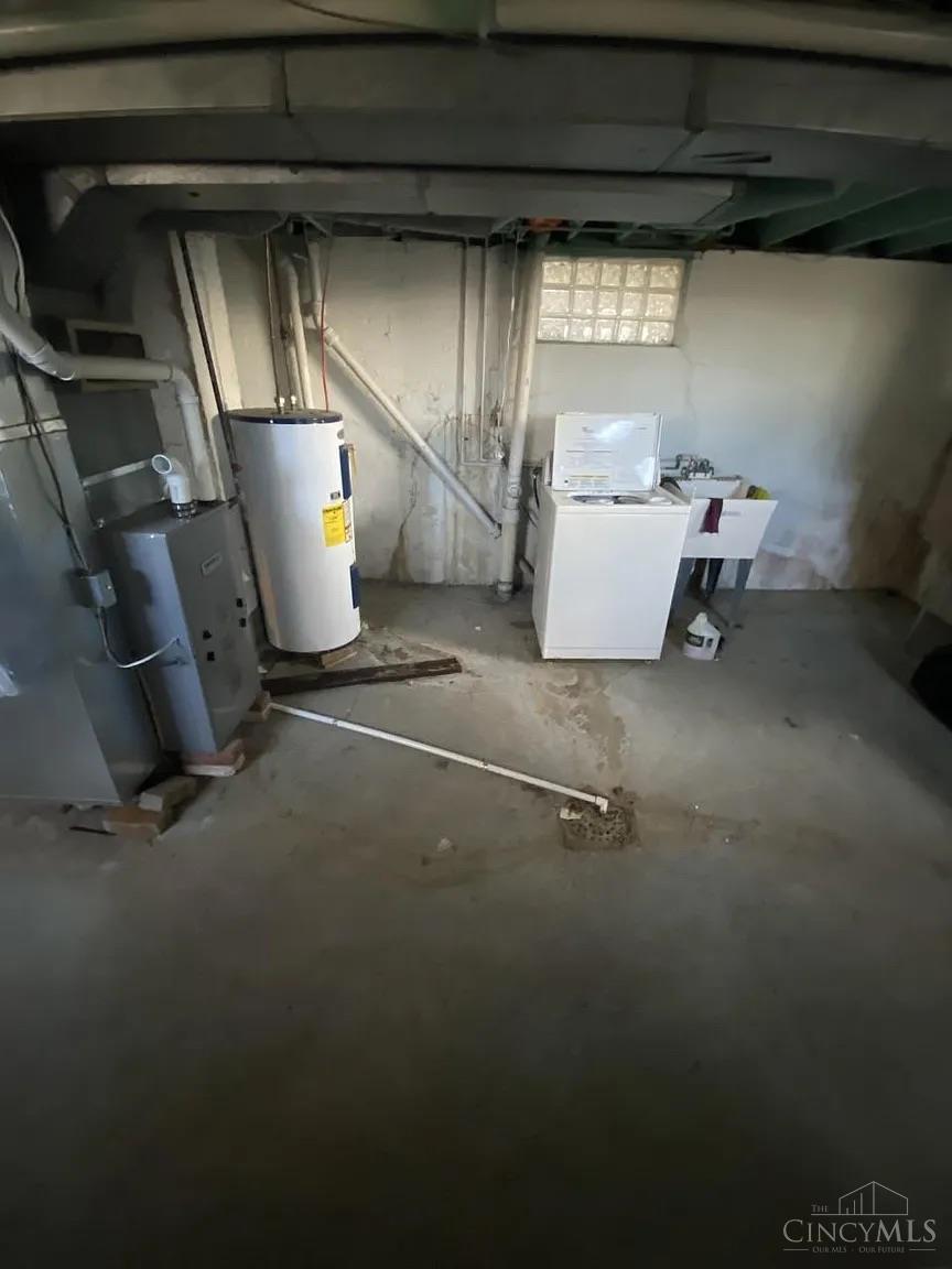 727 Riddle Road Property Photo 15