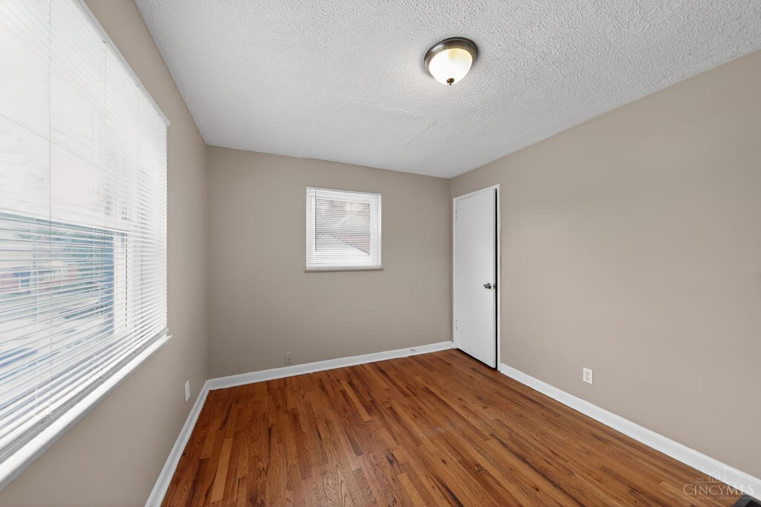 1149 Madeleine Circle Property Photo 9