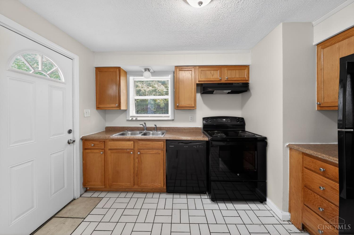 1149 Madeleine Circle Property Photo 13