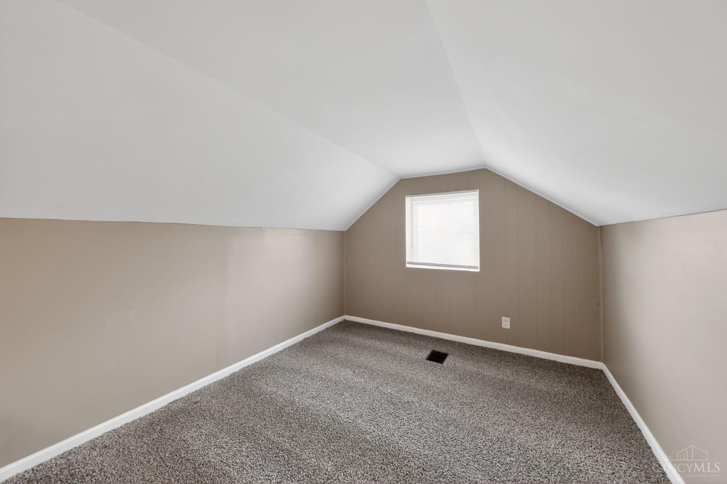 1149 Madeleine Circle Property Photo 21
