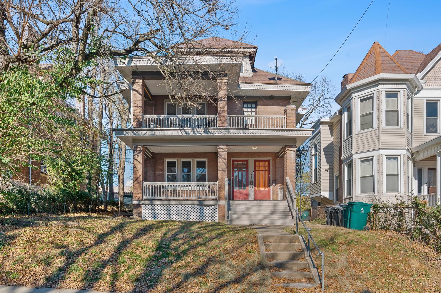 816 Windham Avenue Property Photo 1
