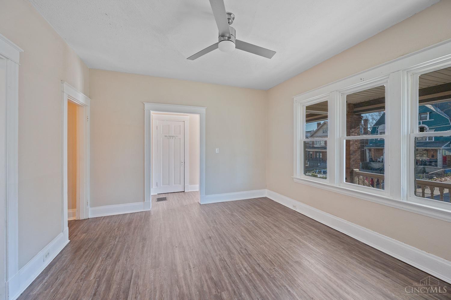 816 Windham Avenue Property Photo 8