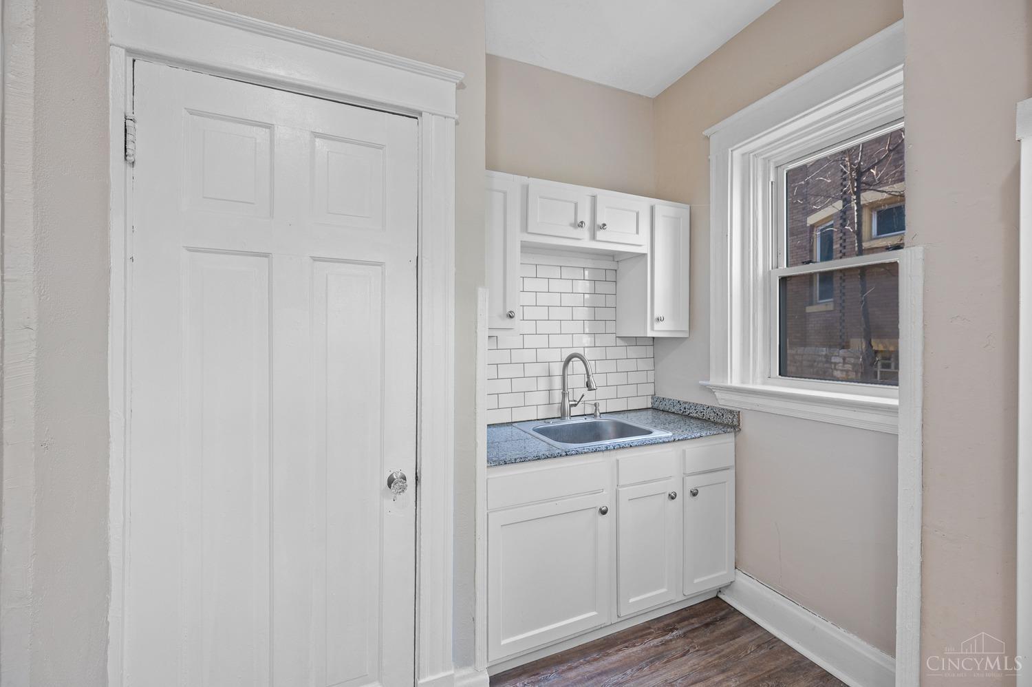 816 Windham Avenue Property Photo 14