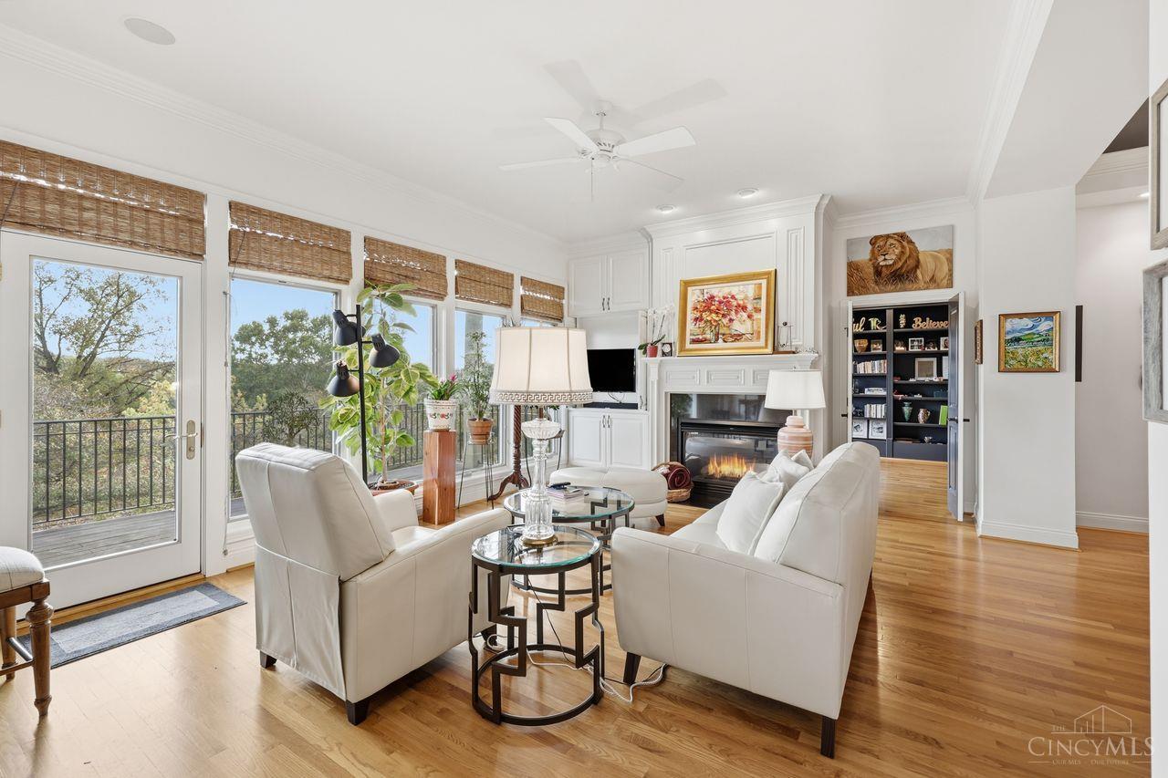 1430 Riverside Drive Property Photo 4