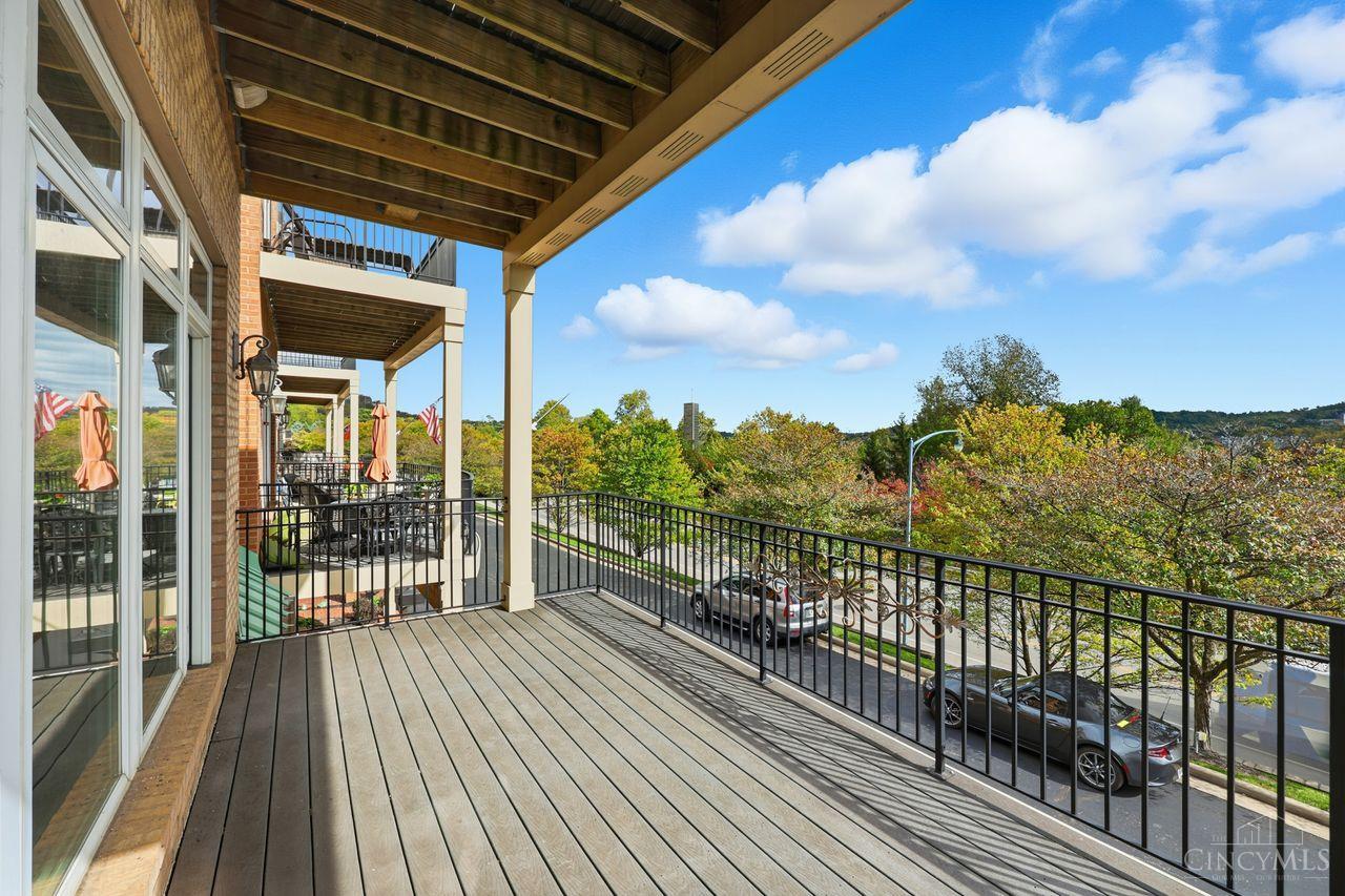 1430 Riverside Drive Property Photo 49