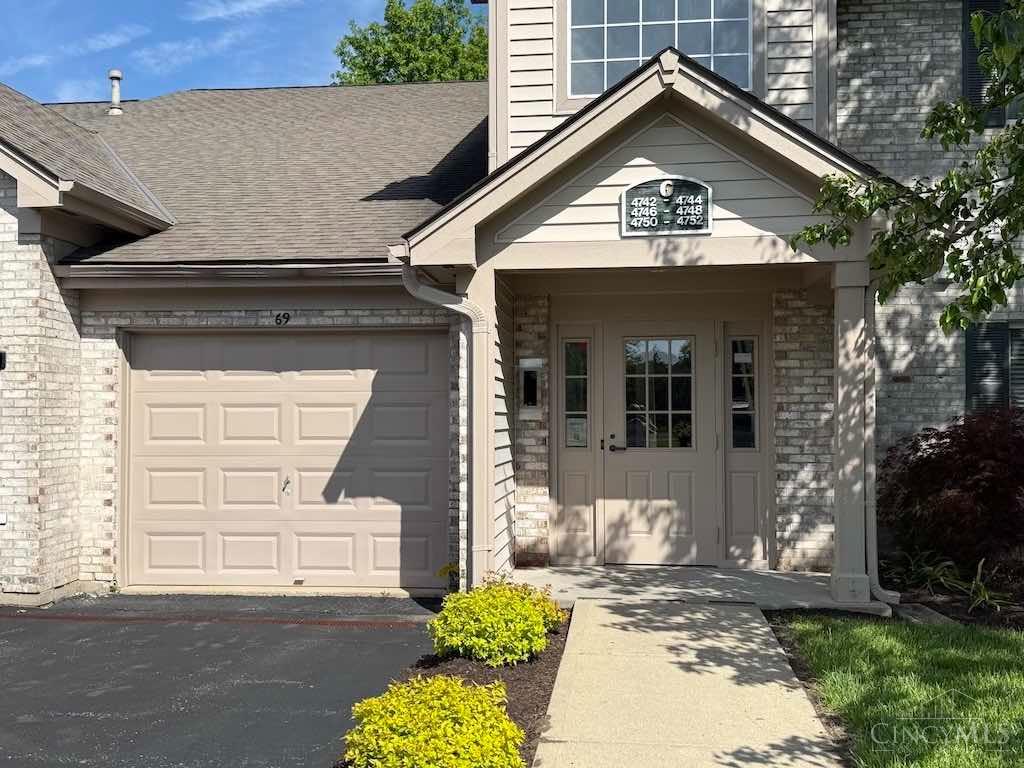 4748 Bordeaux Lane Property Photo 2