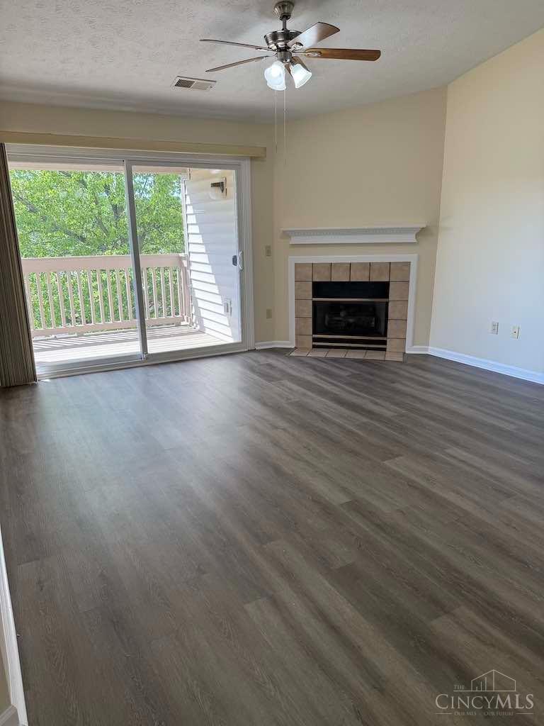 4748 Bordeaux Lane Property Photo 5