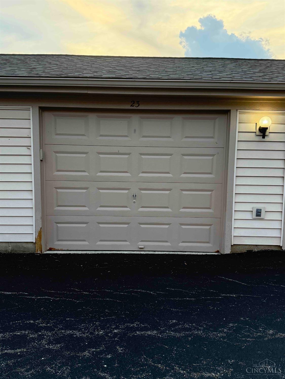 4748 Bordeaux Lane Property Photo 27