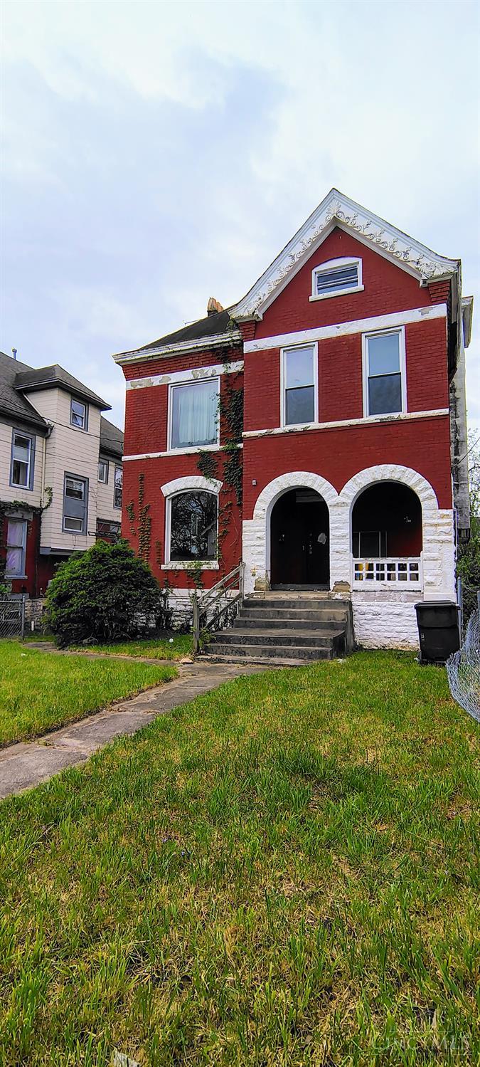 837 Hutchins Avenue Property Photo 2