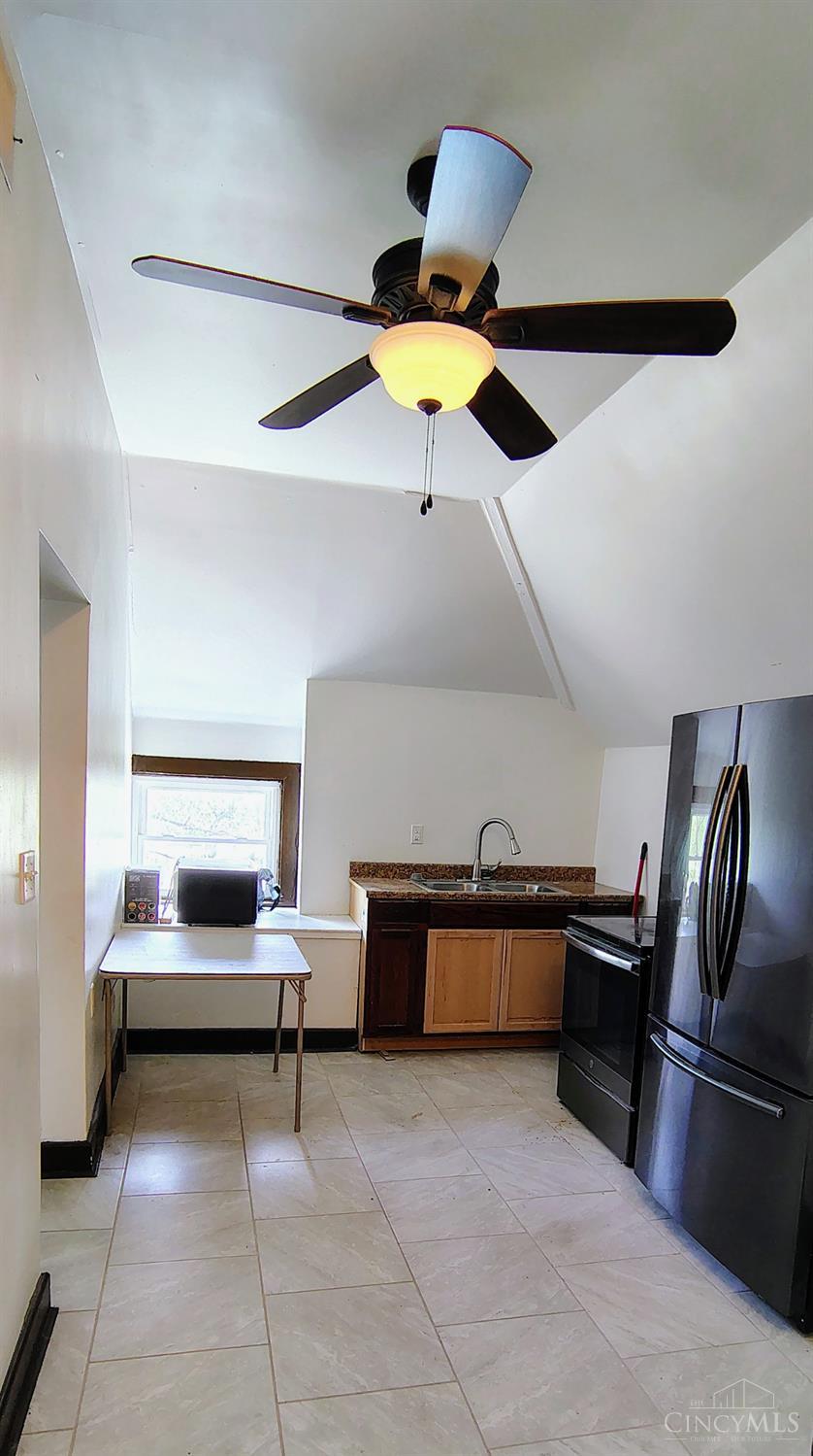 837 Hutchins Avenue Property Photo 7