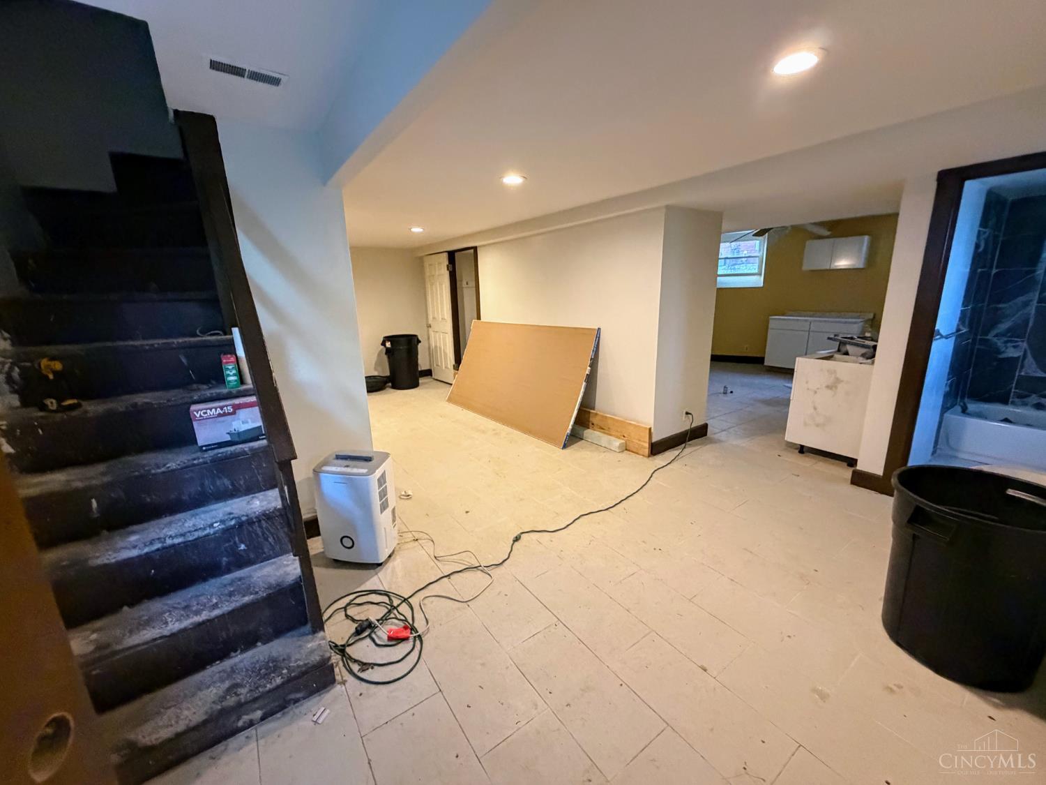 837 Hutchins Avenue Property Photo 34